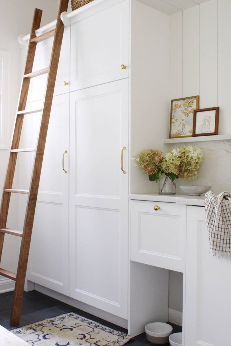 Maximizing Storage in a Mudroom Using Ikea Cabinets